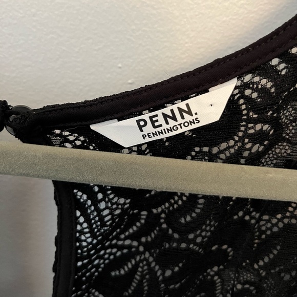 EUC 1X Penningtons Black Lace Dress - Picture 8 of 9